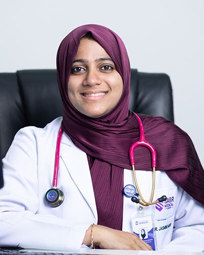 Portrait of Dr. Jasmine Moidu Kunnoth